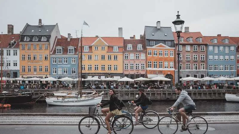 Stock Photo, tags: der - images.unsplash.com