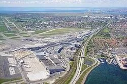 Copenhagen airport from air, tags: københavns lufthavn til 160 - CC BY-SA