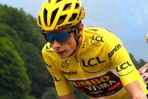 Jonas Vingegaard riding in the 2022 Tour de France, tags: tadej - CC BY-SA