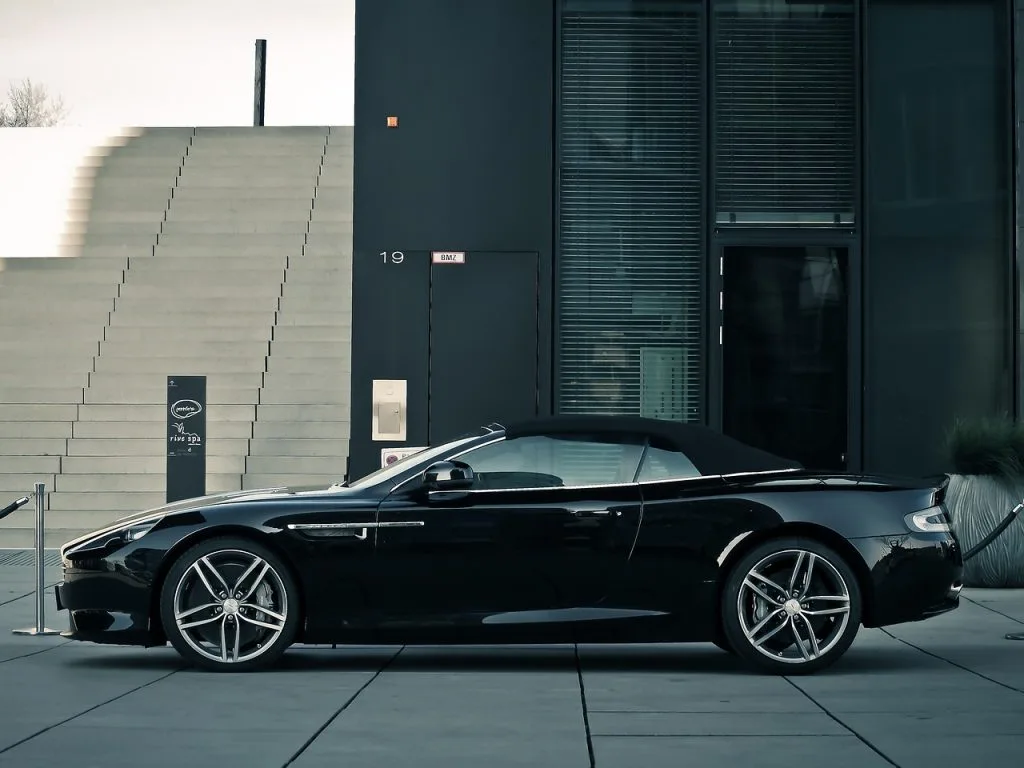 Adrian Newey ser frem til innovation og ny æra med Aston Martin i Formel 1 2026