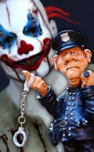 Politiet advarer: Mand udgiver sig ulovligt for betjent midt i trafikkaos