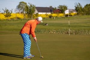 Lucas herbert tager føringen med genbrugsputter ved international series Japan