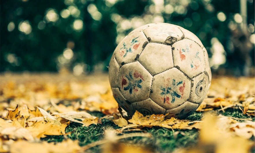 Drama og intensitet venter i 30. spillerunde af superligaen med nordsjælland mod brøndby og silkeborg mod sønderjyske
