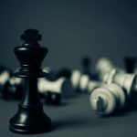 Carlsen og Caruana i spidsen ved Norway Chess 2025 efter dramatisk halvvejsfase
