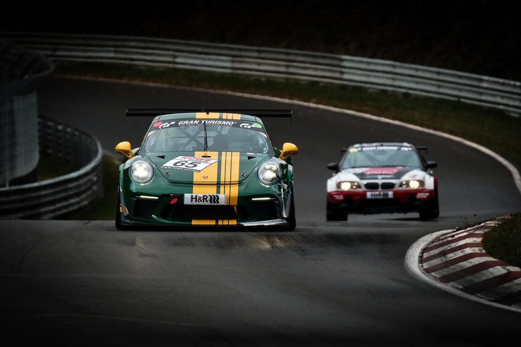 George Russell sikrer sin første pole position i 2025 ved canadisk Grand Prix