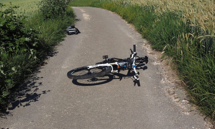 Esbjerg-mand alvorligt skadet efter mulig faldulykke fra førstesal