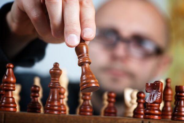 Indiske GM Pranav V i delt føring ved Fujairah Global Chess Championship 2025