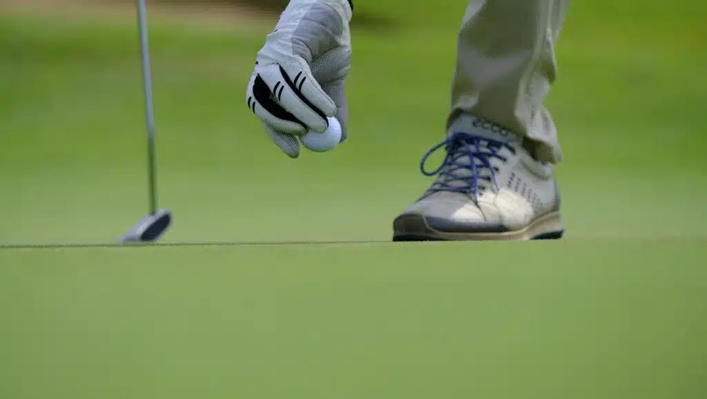 Ormsby vinder dramatisk playoff i Jakarta International Championship